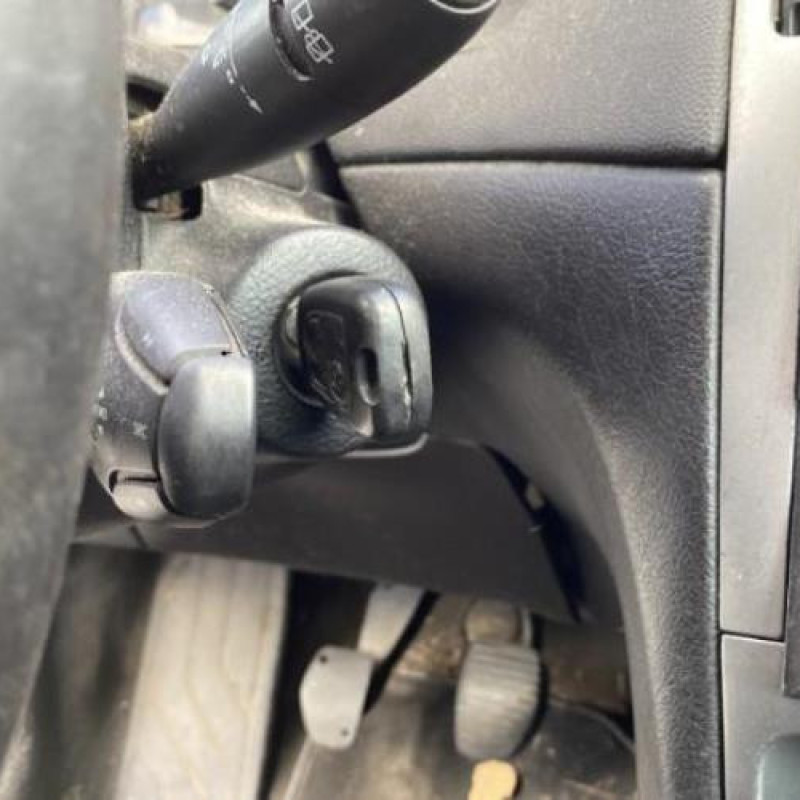 Poignee porte arriere gauche PEUGEOT 307 Photo n°6