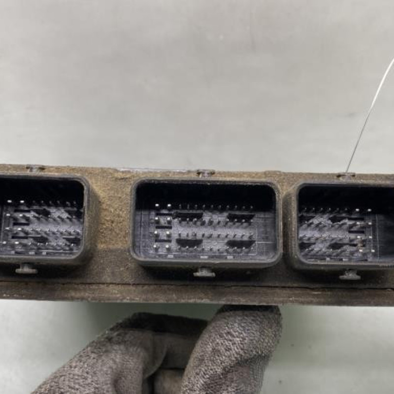 Calculateur moteur RENAULT KANGOO 1 Photo n°3
