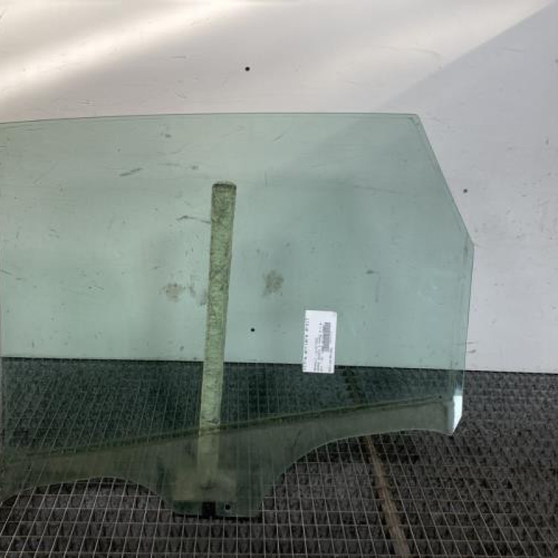 Vitre arriere droit RENAULT GRAND SCENIC 2 Photo n°6
