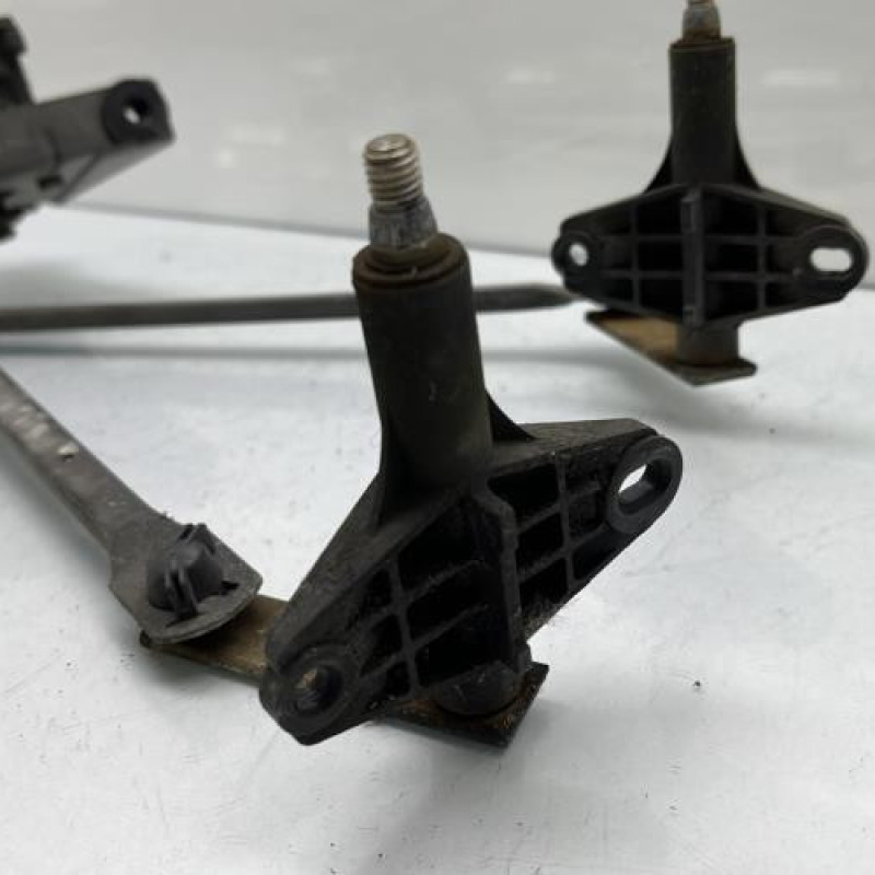Moteur essuie glace avant PEUGEOT 205 Photo n°2