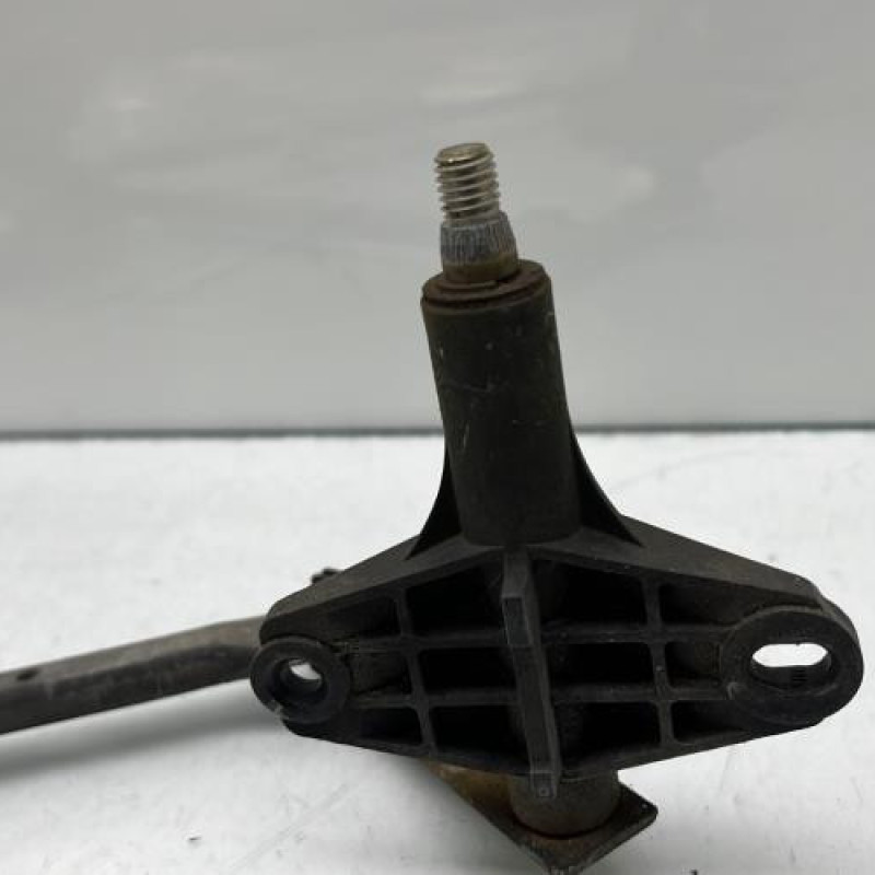 Moteur essuie glace avant PEUGEOT 205 Photo n°3