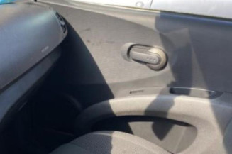 Moteur essuie glace avant NISSAN MICRA 3