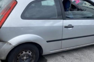 Fermeture de capot FORD FIESTA 5