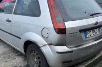 Fermeture de capot FORD FIESTA 5