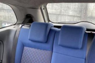 Fermeture de capot FORD FIESTA 5