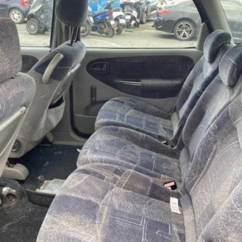 Serrure arriere gauche RENAULT SCENIC 1 Photo n°10