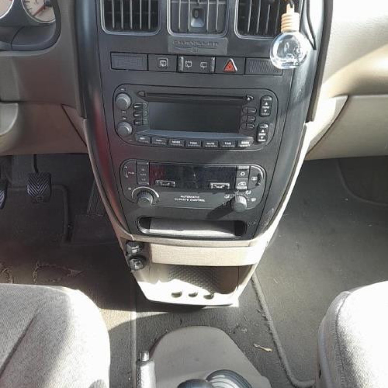 Feu arriere principal droit (feux) CHRYSLER VOYAGER 4 Photo n°4