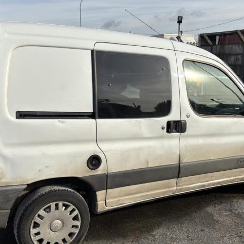 Moteur essuie glace avant CITROEN BERLINGO 1 Photo n°12