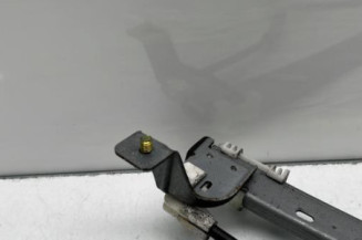 Leve vitre mecanique arriere droit PEUGEOT 106