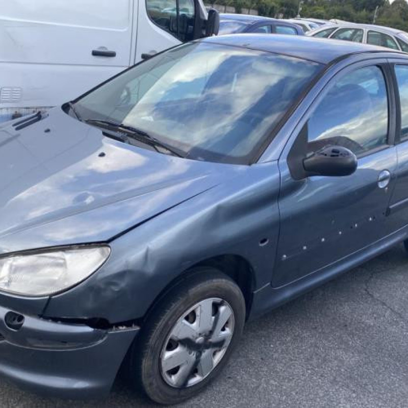 Vitre arriere droit PEUGEOT 206 Photo n°14