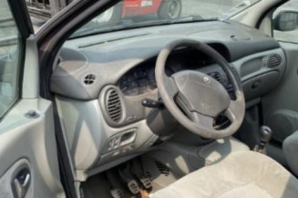 Serrure arriere gauche RENAULT SCENIC 1