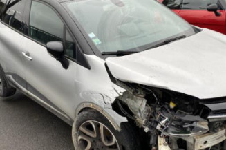 Pretensionneur de ceinture avant droit RENAULT CAPTUR 1