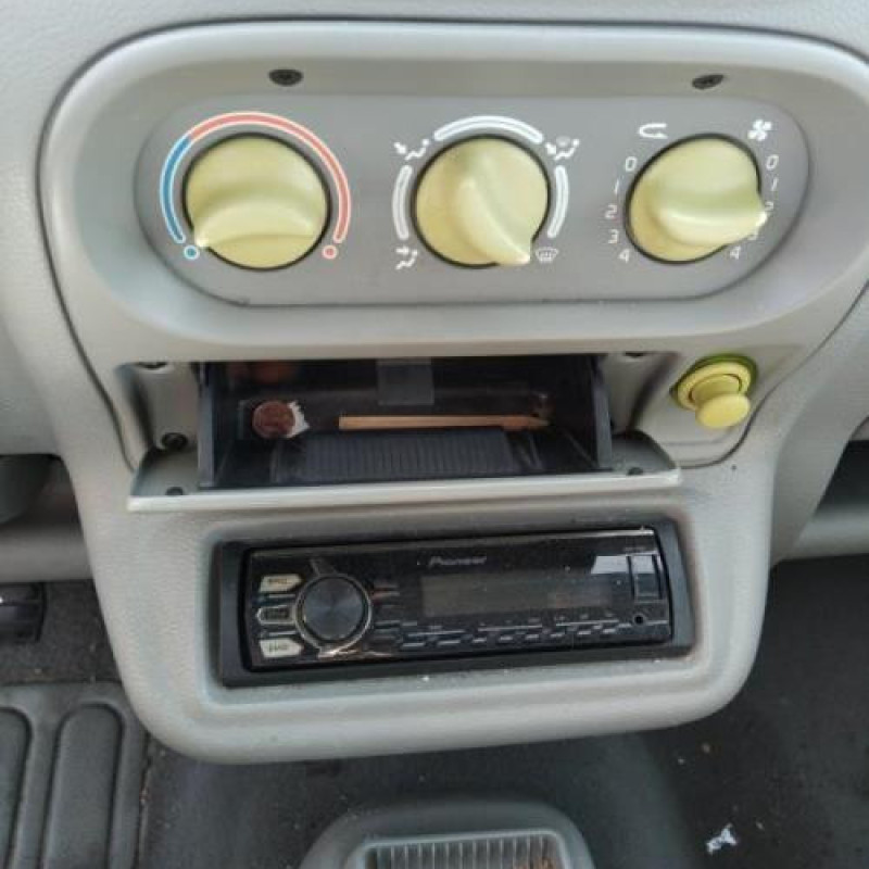 Boitier air bag RENAULT TWINGO 1 Photo n°8