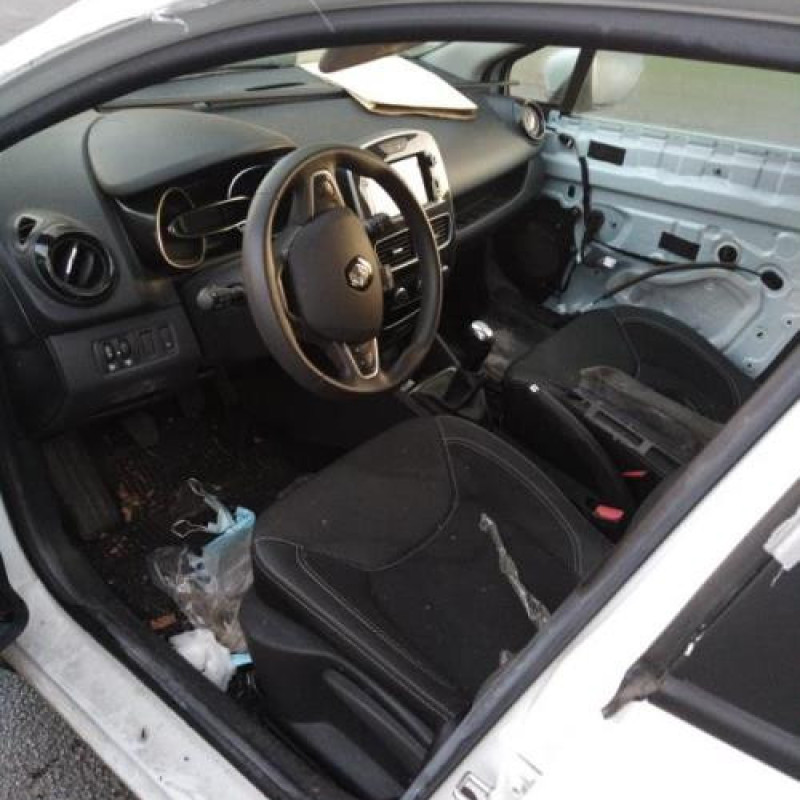 Boite a gants RENAULT CLIO 4 Photo n°8
