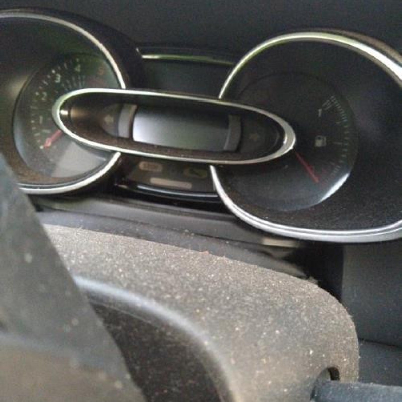 Boite a gants RENAULT CLIO 4 Photo n°17