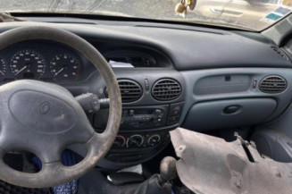 Anti brouillard droit (feux) RENAULT MEGANE 1