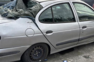 Anti brouillard droit (feux) RENAULT MEGANE 1