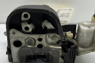 Serrure avant gauche ALFA ROMEO 147