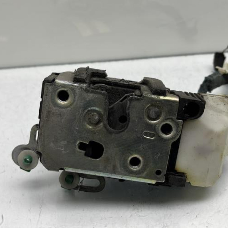 Serrure avant gauche ALFA ROMEO 147 Photo n°4