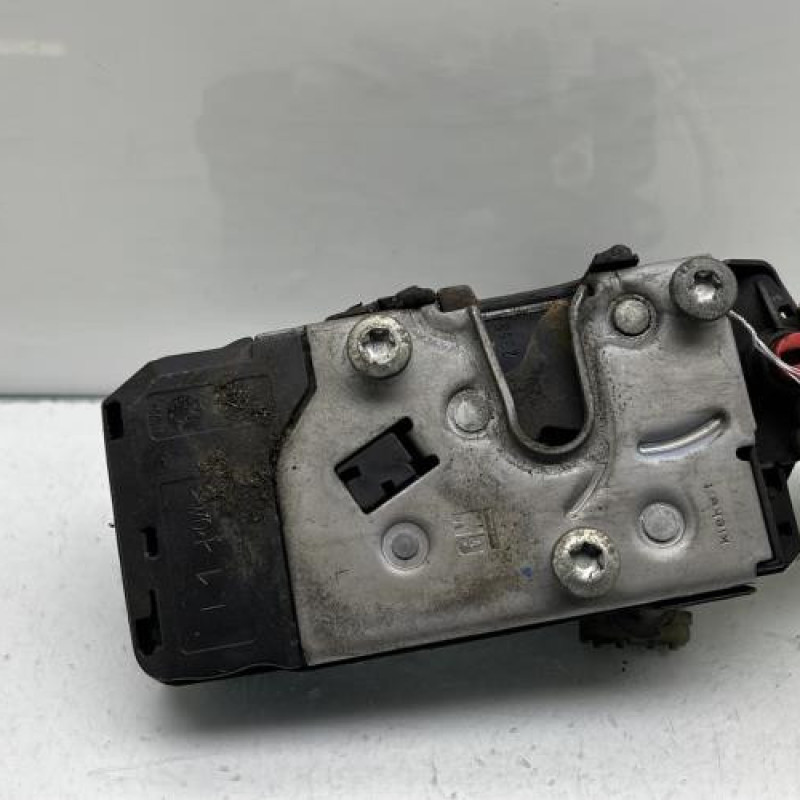Serrure arriere gauche OPEL ASTRA H Photo n°5