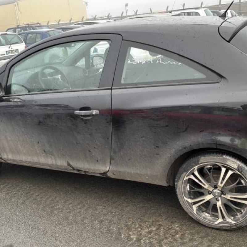 Feu arriere principal droit (feux) OPEL CORSA D Photo n°13