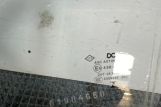 Vitre avant gauche RENAULT TWINGO 3