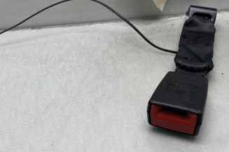 Attache ceinture arriere droit RENAULT TWINGO 3