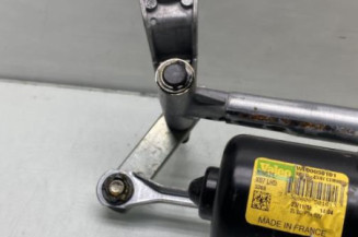 Moteur essuie glace avant RENAULT TWINGO 3
