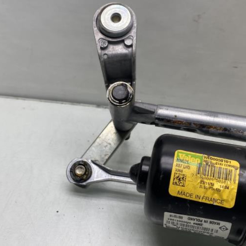 Moteur essuie glace avant RENAULT TWINGO 3 Photo n°6