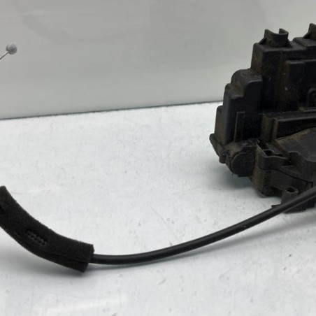 Serrure avant droit RENAULT CLIO 3