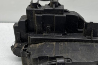 Serrure avant droit RENAULT CLIO 3