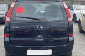 Serrure avant gauche OPEL MERIVA A