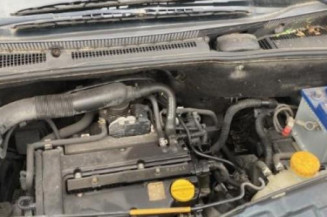Serrure avant gauche OPEL MERIVA A