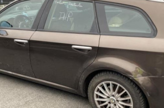 Feu arriere secondaire gauche (feux) ALFA ROMEO 159