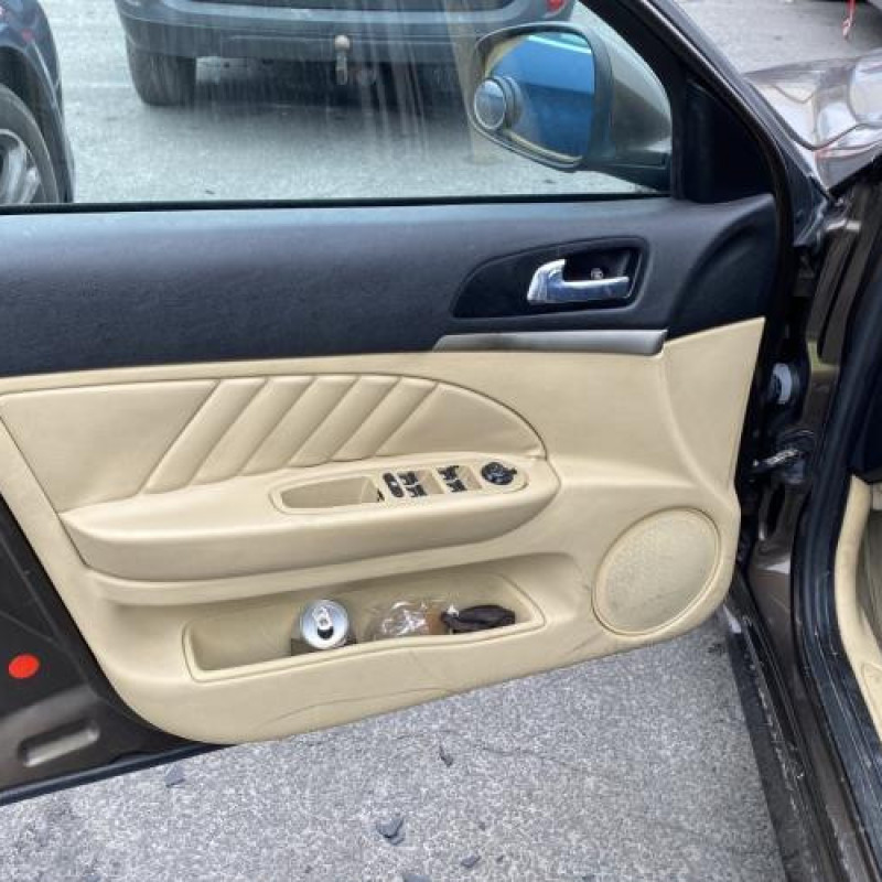 Feu arriere secondaire gauche (feux) ALFA ROMEO 159 Photo n°14