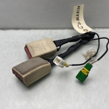 Attache ceinture arriere droit CITROEN C6