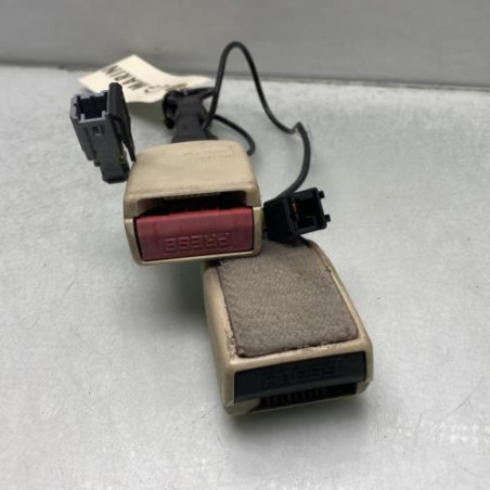 Attache ceinture arriere gauche CITROEN C6