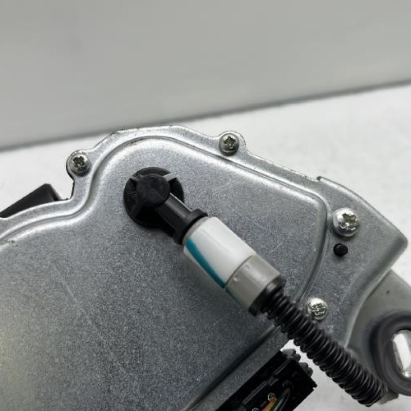 Moteur essuie glace arriere SKODA FABIA 2 Photo n°5