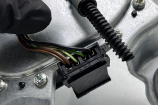 Moteur essuie glace arriere SKODA FABIA 2