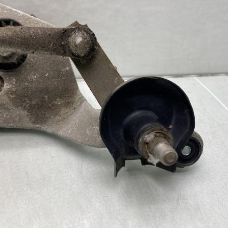 Moteur essuie glace avant TOYOTA YARIS 2