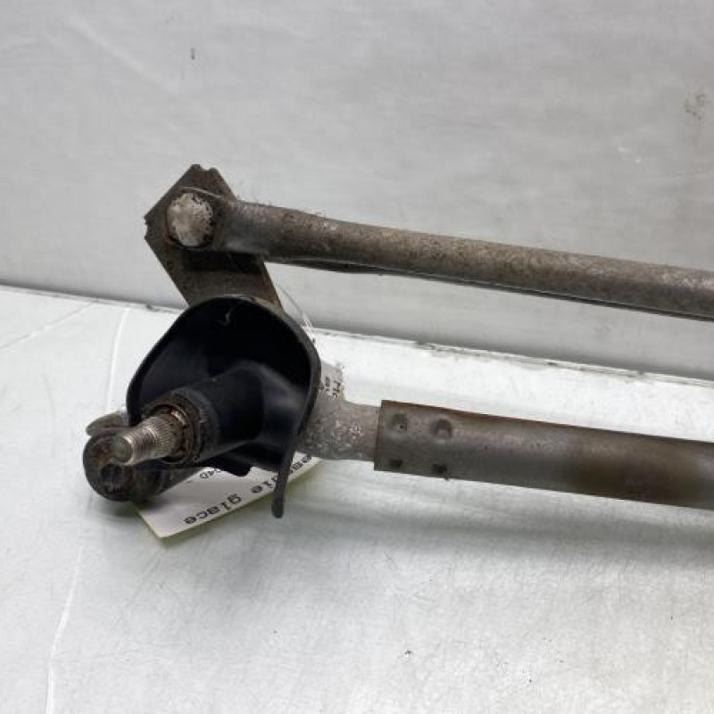Moteur essuie glace avant TOYOTA YARIS 2 Photo n°3