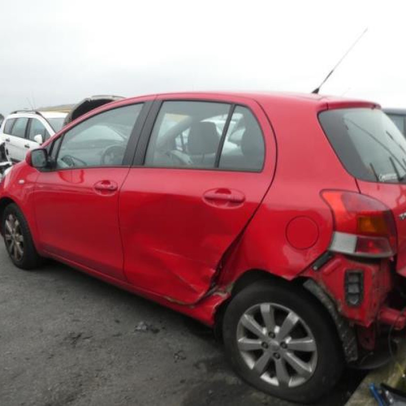 Serrure avant droit TOYOTA YARIS 2 Photo n°6