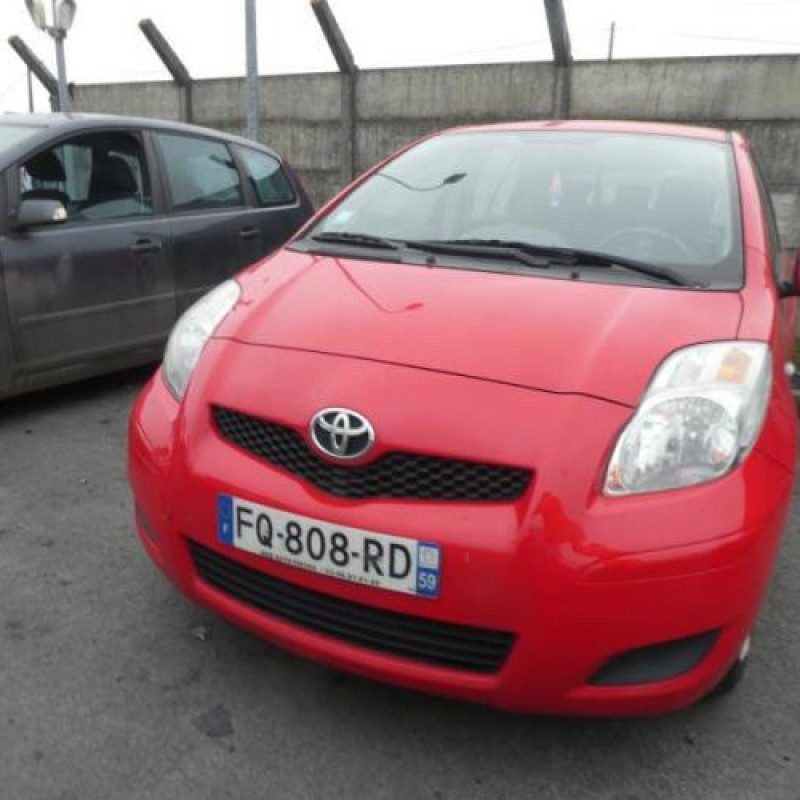 Serrure avant droit TOYOTA YARIS 2 Photo n°12