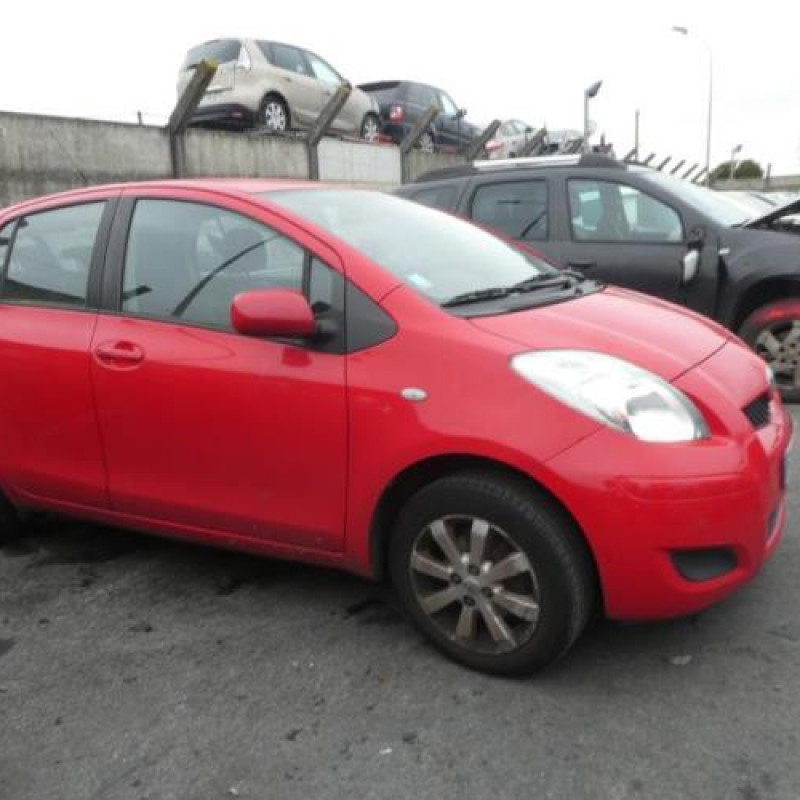 Serrure avant droit TOYOTA YARIS 2 Photo n°18