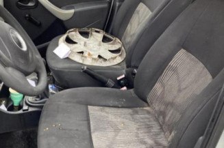 Custode arriere gauche (porte) DACIA SANDERO 1