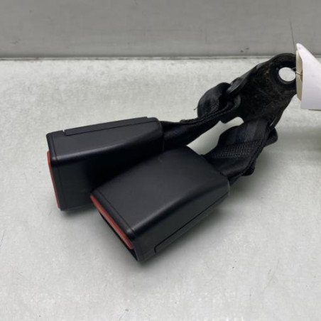 Attache ceinture arriere droit PEUGEOT 208 1 Photo n°1