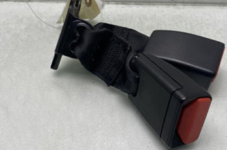 Attache ceinture arriere droit PEUGEOT 208 1