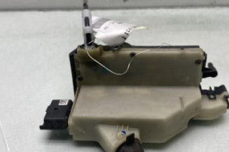 Serrure avant droit PEUGEOT 208 1