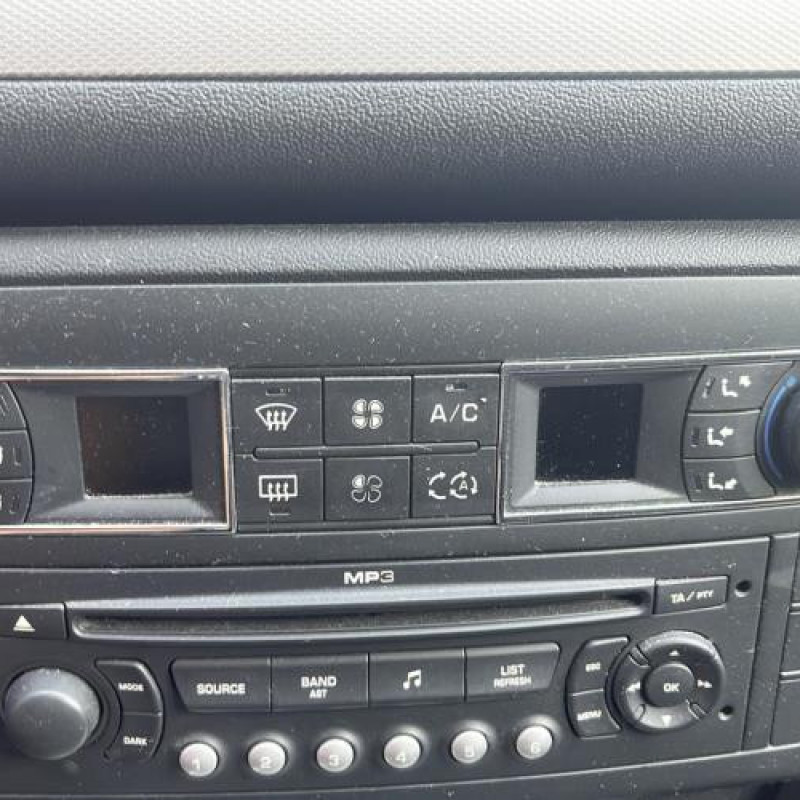 Feu arriere secondaire droit (feux) CITROEN C5 2 Photo n°12