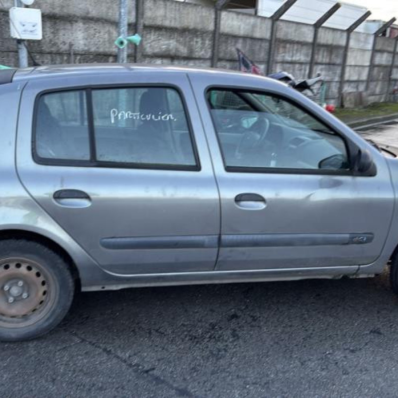 Ceinture arriere gauche RENAULT CLIO 2 Photo n°9